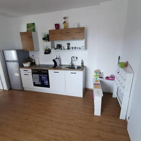 Mit Garten Und Terrasse Apartman