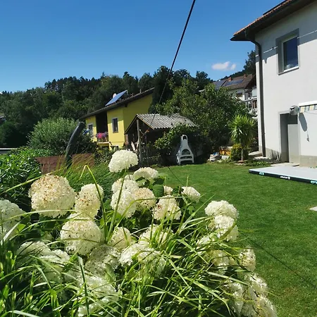 Mit Garten Und Terrasse Lasberg